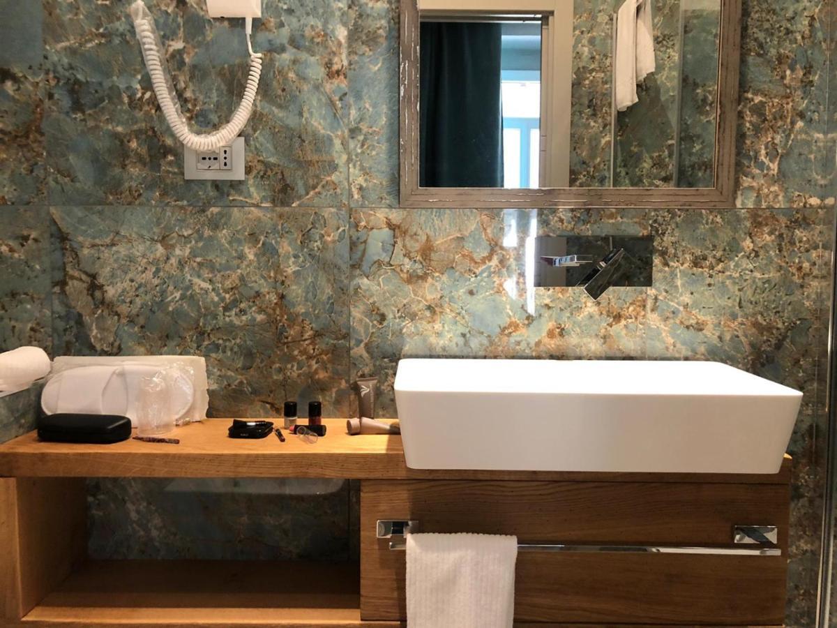 La Linea D'Acqua Otel La Spezia Dış mekan fotoğraf