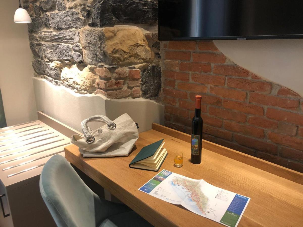 La Linea D'Acqua Otel La Spezia Dış mekan fotoğraf